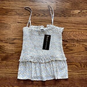 NWT Ditsy Floral Smocked Top - Festival Wear‎ Size Medium